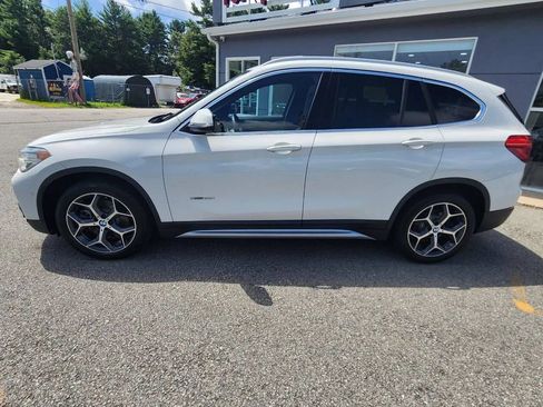 Used 2017 BMW X1 sDrive28i FWD image 8
