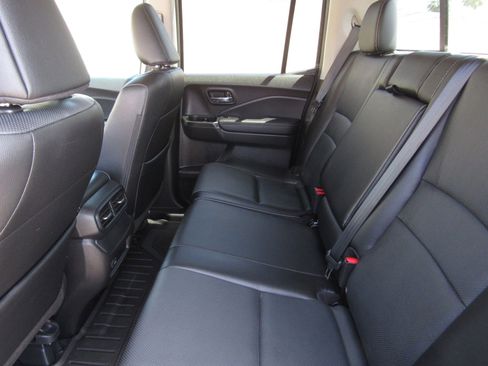Used 2025 Honda Ridgeline RTL image 13