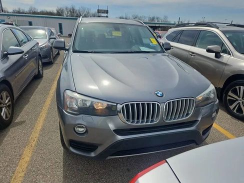 Used 2017 BMW X3 xDrive28i image 2