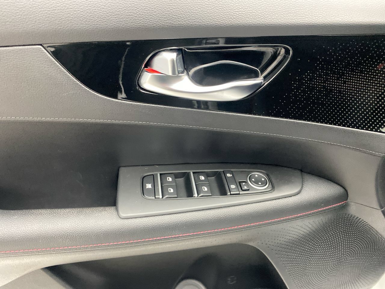 Used 2023 Kia Forte GT FWD image 12