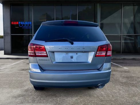 Used 2018 Dodge Journey SE w/ Blacktop Package image 4