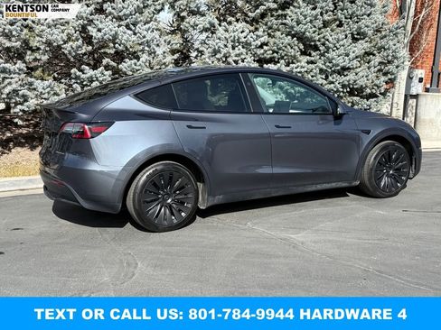 Used 2023 Tesla Model Y Long Range image 10