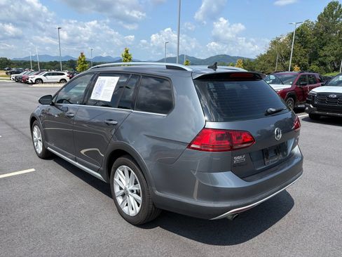 Used 2017 Volkswagen Golf Alltrack S AWD/4WD image 5