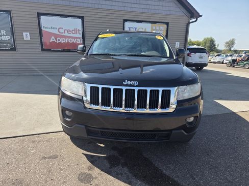 Used 2012 Jeep Grand Cherokee Laredo image 2