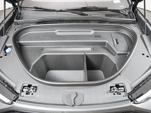 New 2027 Audi SQ6 e-tron Premium Plus AWD/4WD image 3