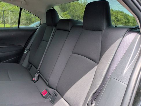 Used 2022 Toyota Corolla LE FWD image 33