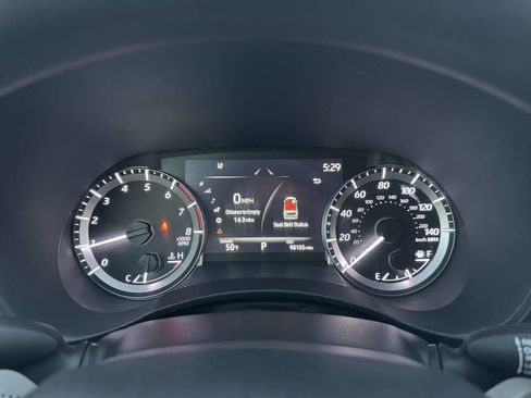 Used 2023 Toyota Highlander L image 37