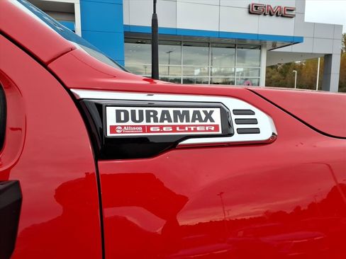 New 2026 GMC Sierra 2500 SLE w/ SLE Value Package; image 7