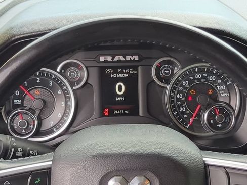 Used 2020 RAM 1500 Big Horn AWD/4WD image 9