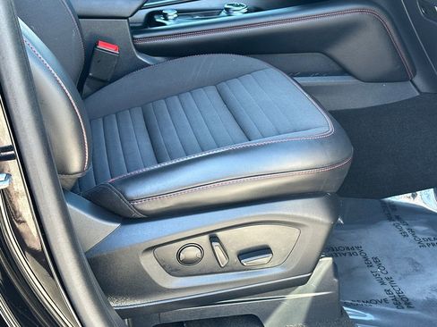 Used 2025 Ford Explorer ST-Line image 12