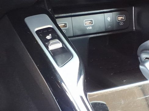 Certified 2023 Kia Sorento SX FWD image 20