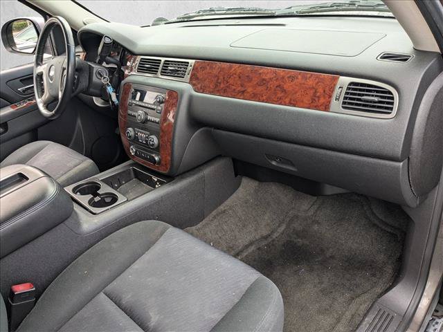 Used 2011 Chevrolet Tahoe LS w/ Convenience Package RWD image 18
