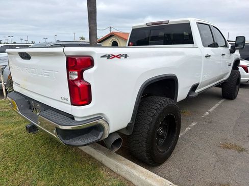 Used 2020 Chevrolet Silverado 3500 LTZ w/ LTZ Texas Edition AWD/4WD image 4