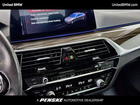 Used 2019 BMW 530i xDrive w/ Convenience Package AWD/4WD image 11