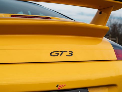 Used 2004 Porsche 911 GT3 image 34