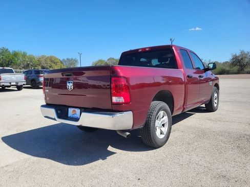 Used 2024 RAM 1500 Classic SLT image 5
