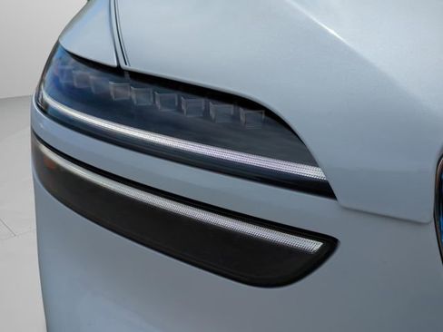 New 2026 Genesis GV70 2.5T Advanced AWD/4WD image 23