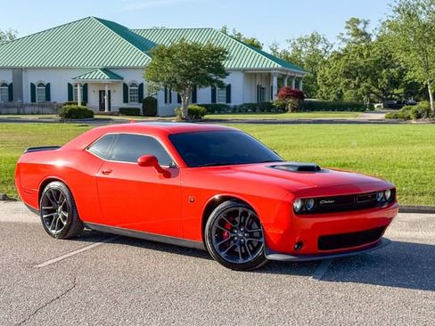 Used 2021 Dodge Challenger R/T Scat Pack w/ Shaker Package RWD image 1