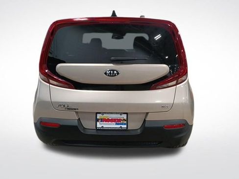 Used 2020 Kia Soul EX image 4