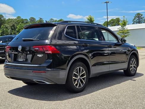 Used 2019 Volkswagen Tiguan SE FWD image 5