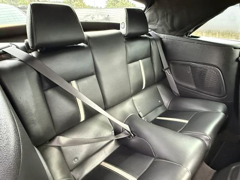 Used 2012 Ford Mustang GT Premium w/ Electronics Pkg RWD image 20