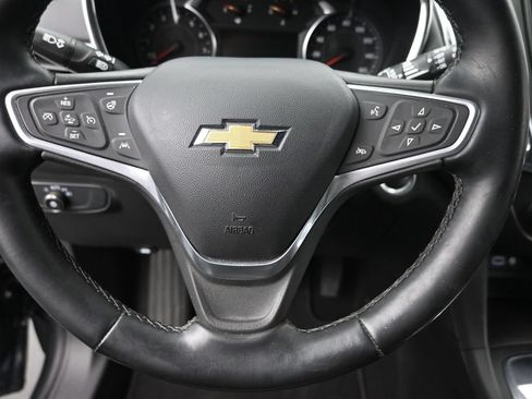 Used 2023 Chevrolet Equinox LT FWD image 19