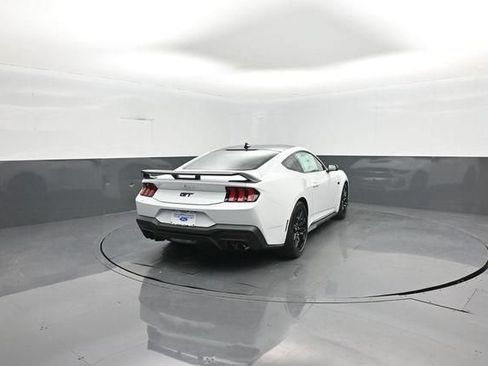 New 2026 Ford Mustang GT w/ GT Performance Package RWD image 7
