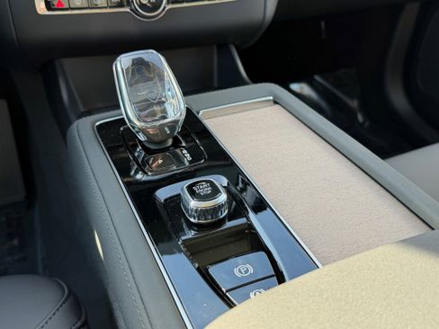 New 2026 Volvo XC90 T8 Plus image 14