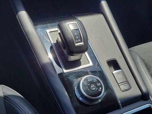 Used 2024 Mitsubishi Outlander SE FWD image 32