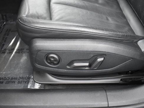 Used 2017 Audi A4 2.0T Premium image 12