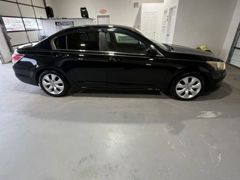 Used 2009 Honda Accord EX-L image 2