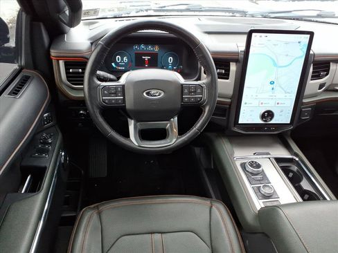 Used 2022 Ford Expedition Timberline image 7
