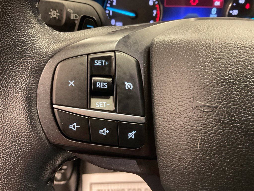 Used 2020 Ford Explorer XLT w/ Comfort Package AWD/4WD image 10