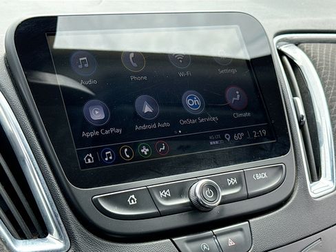 Used 2021 Chevrolet Malibu LT FWD image 8