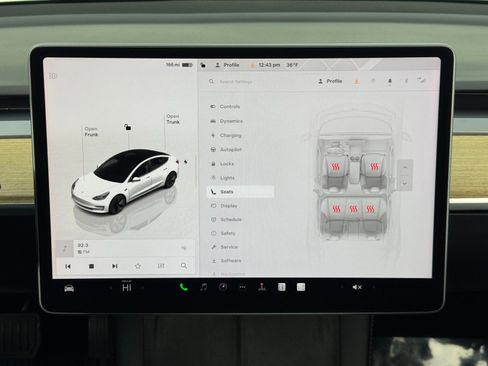 Used 2022 Tesla Model 3 image 26