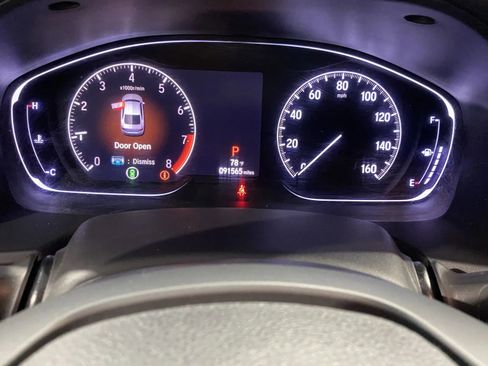 Used 2018 Honda Accord Sport image 13