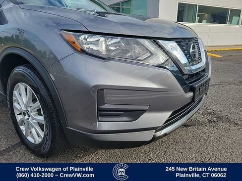 Used 2018 Nissan Rogue SV AWD/4WD image 21