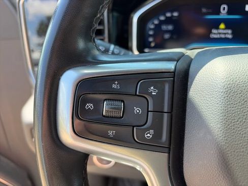 Used 2023 Chevrolet Silverado 1500 RST AWD/4WD image 15