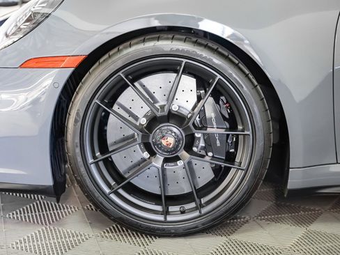 Used 2025 Porsche 911 Carrera 4 GTS image 13