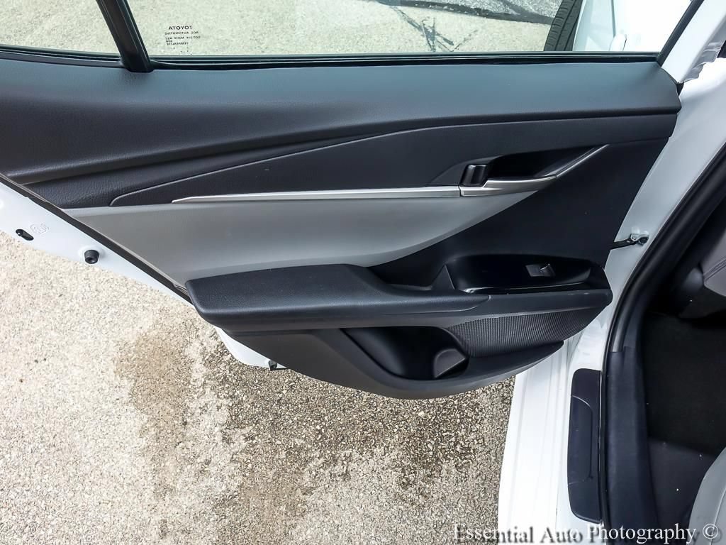 Used 2025 Toyota Camry SE FWD image 21