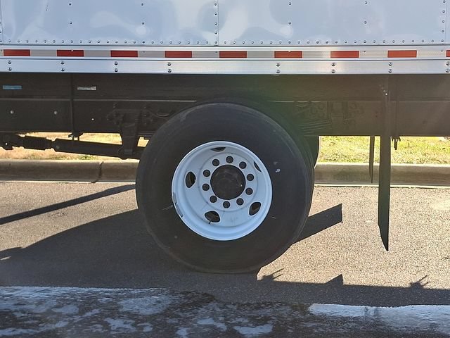 Used 2023 Ford F650 2WD Regular Cab Super Duty image 8