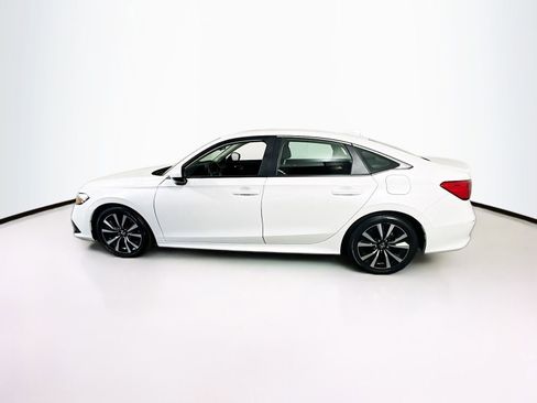 Used 2023 Honda Civic EX image 4
