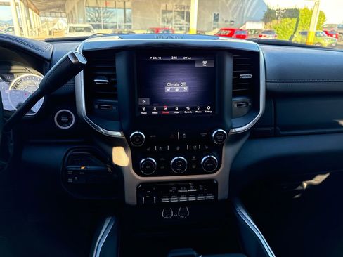 Used 2020 RAM 3500 Laramie image 25