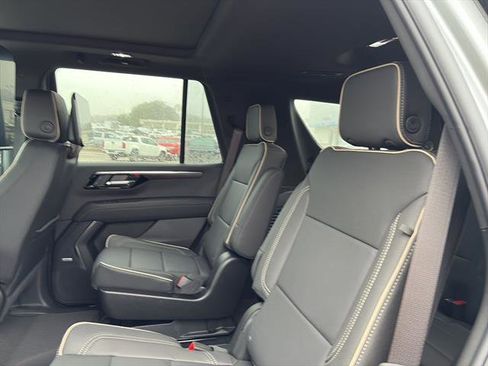 New 2026 Chevrolet Tahoe Premier AWD/4WD image 17