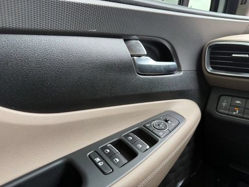 Used 2019 Hyundai Santa Fe SEL FWD image 12
