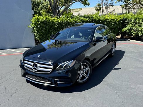 Used 2017 Mercedes-Benz E 300 image 2