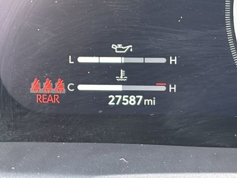 Used 2024 Toyota Tacoma TRD Sport AWD/4WD image 33