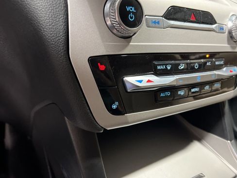 Used 2024 Ford Explorer XLT w/ Equipment Group 202A image 30