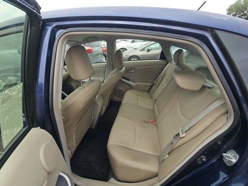 Used 2013 Toyota Prius Four FWD image 7