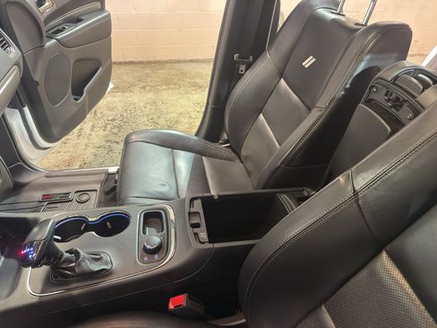 Used 2020 Dodge Durango R/T w/ Blacktop Package AWD/4WD image 21